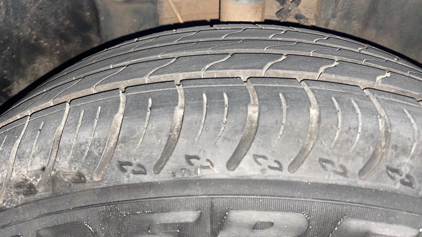 2022 Tata ALTROZ XZA PLUS, Petrol, Automatic, 58,345 km, Right Front Tyre Tread