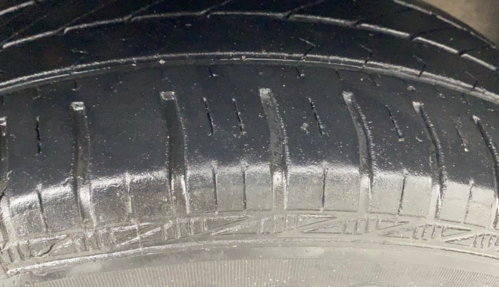 2019 Hyundai Elite i20 SPORTZ 1.2, Petrol, Manual, 49,285 km, Right Front Tyre Tread