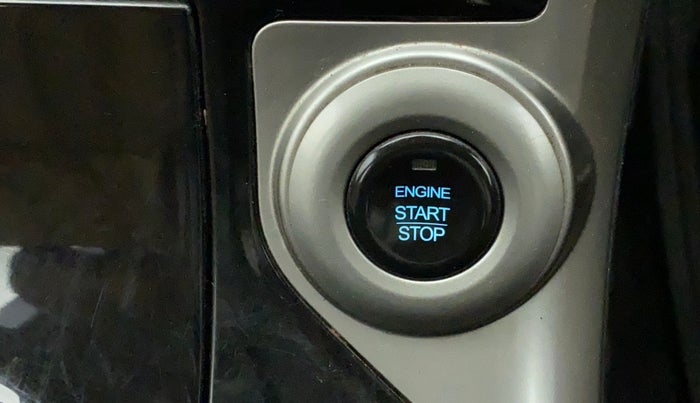 2021 Mahindra XUV500 W11(O), Diesel, Manual, 19,913 km, Keyless Start/ Stop Button