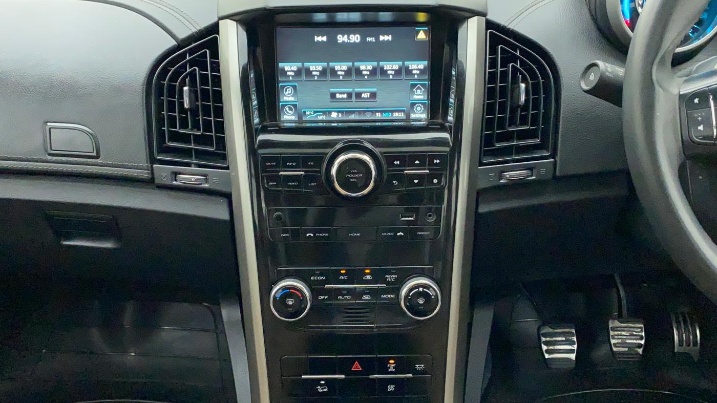 2021 Mahindra XUV500 W11(O), Diesel, Manual, 19,913 km, Air Conditioner