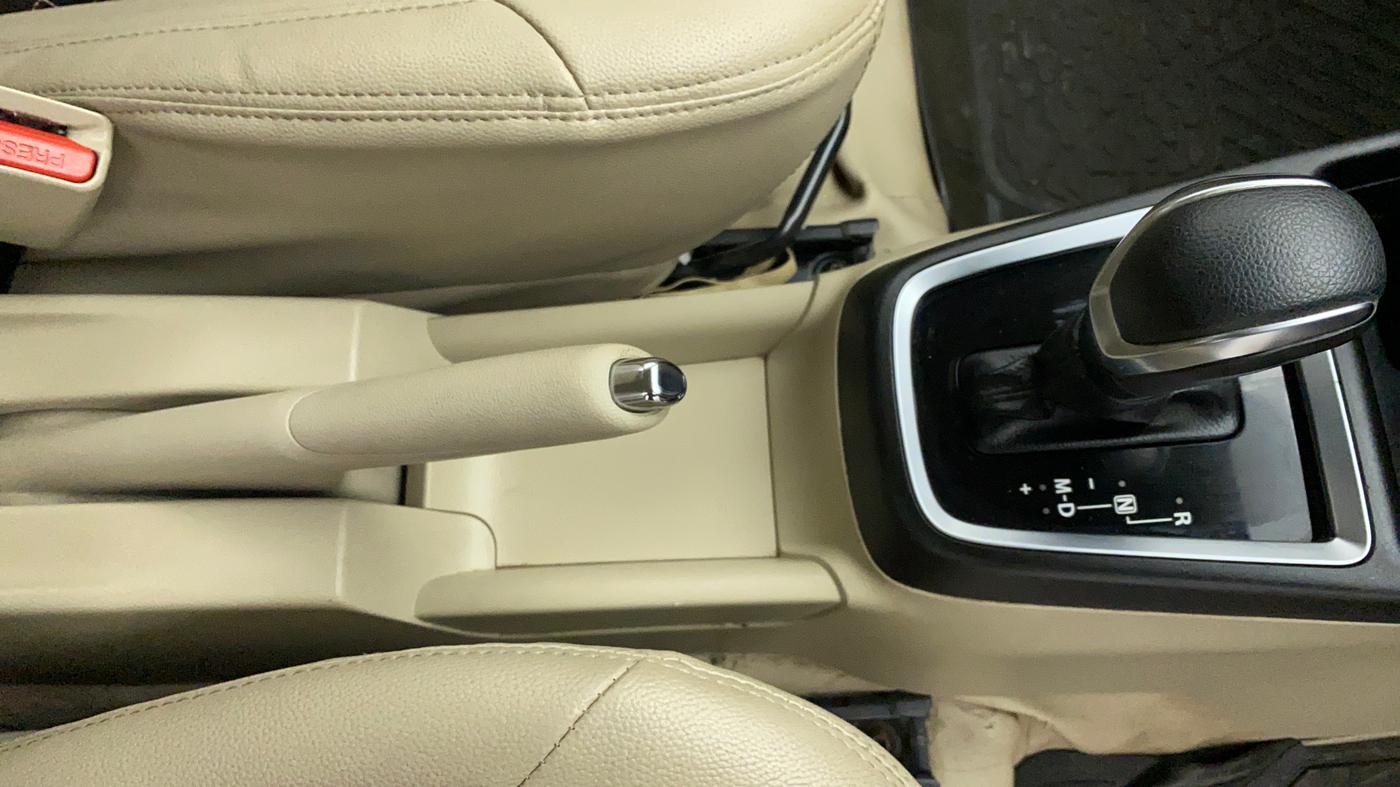 2017 Maruti Dzire ZXI Plus AMT, Petrol, Automatic, 38,226 km, Gear Lever