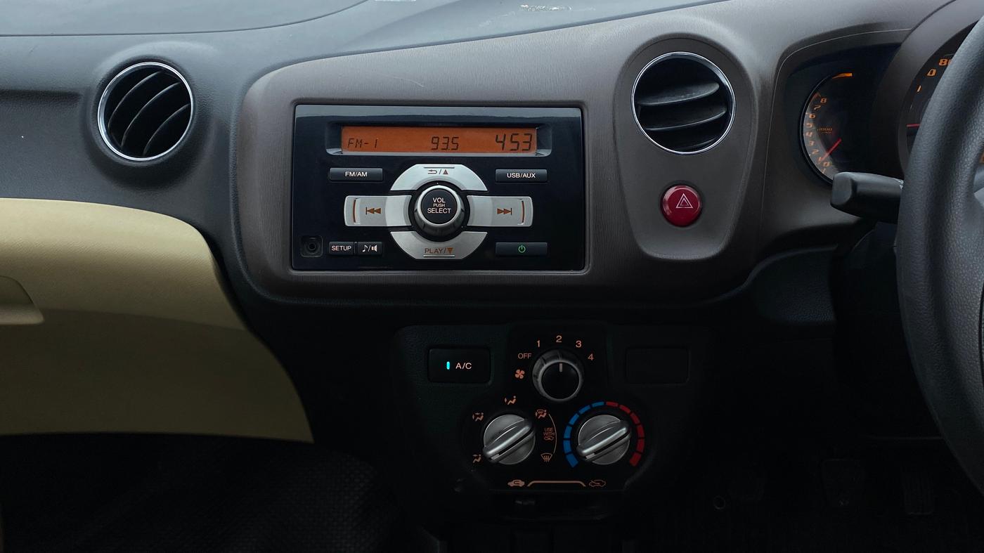 2013 Honda Amaze 1.2 SMT I VTEC, Petrol, Manual, 64,838 km, Air Conditioner