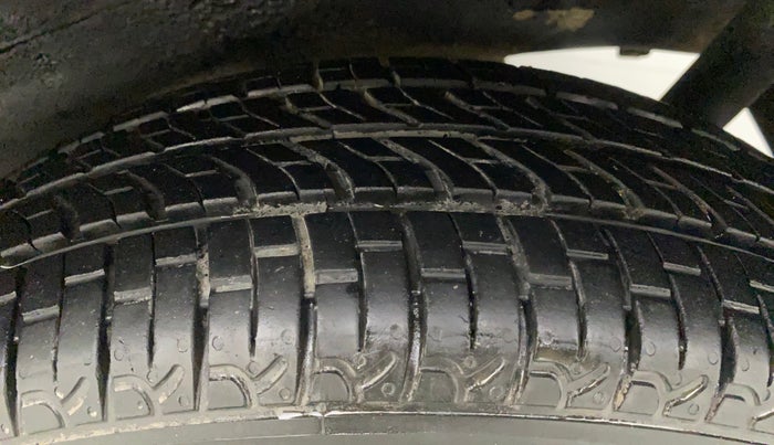2013 Maruti Wagon R 1.0 VXI, Petrol, Manual, 35,895 km, Left Rear Tyre Tread