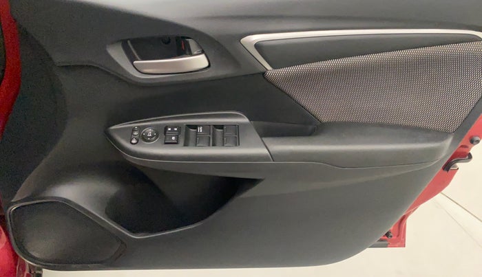 2019 Honda WR-V 1.2L I-VTEC VX MT, Petrol, Manual, 70,985 km, Driver Side Door Panels Control