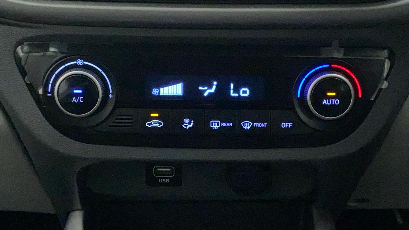 2022 Hyundai GRAND I10 NIOS SPORTZ 1.2 KAPPA VTVT CNG, CNG, Manual, 12,705 km, Automatic Climate Control
