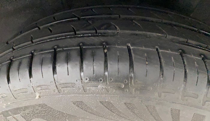 2022 Hyundai GRAND I10 NIOS SPORTZ 1.2 KAPPA VTVT CNG, CNG, Manual, 12,705 km, Left Rear Tyre Tread