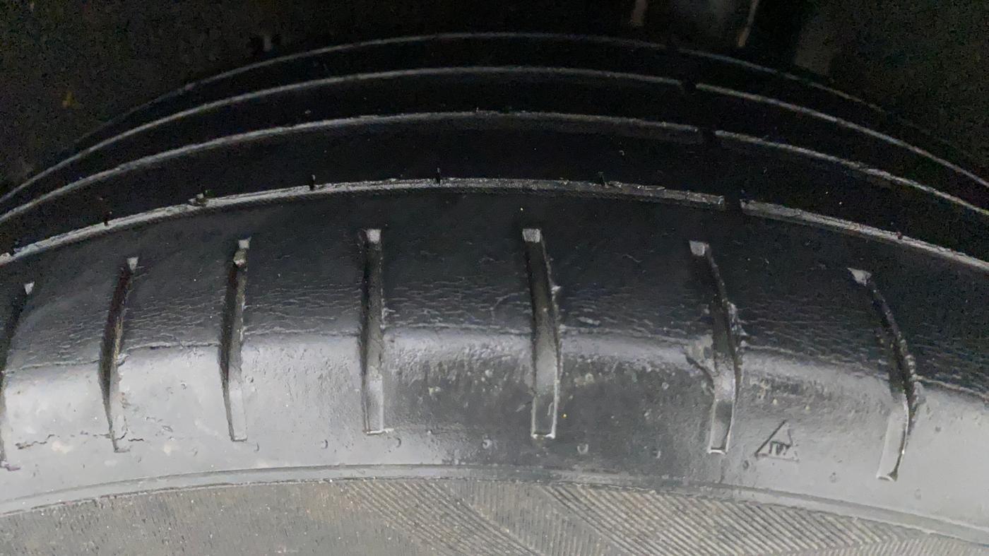 2019 Maruti Baleno ALPHA PETROL 1.2, Petrol, Manual, 98,755 km, Left Rear Tyre Tread