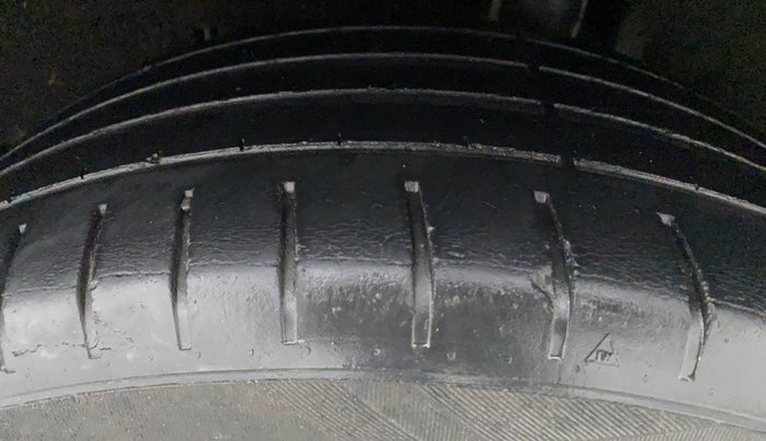 2019 Maruti Baleno ALPHA PETROL 1.2, Petrol, Manual, 98,755 km, Left Rear Tyre Tread