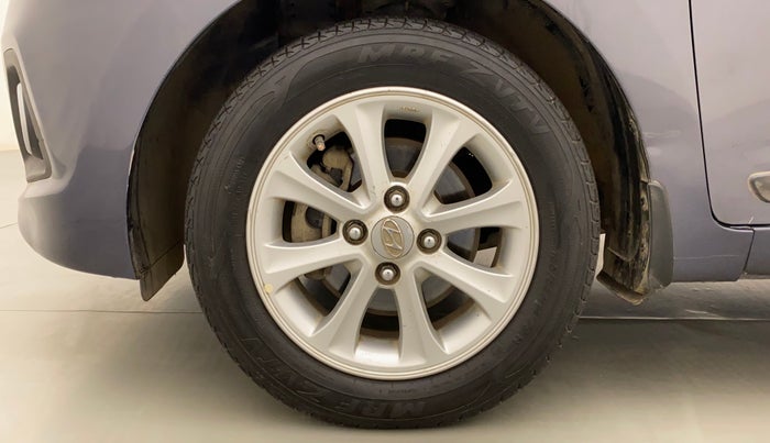 2015 Hyundai Grand i10 ASTA AT 1.2 KAPPA VTVT, Petrol, Automatic, 39,456 km, Left Front Wheel
