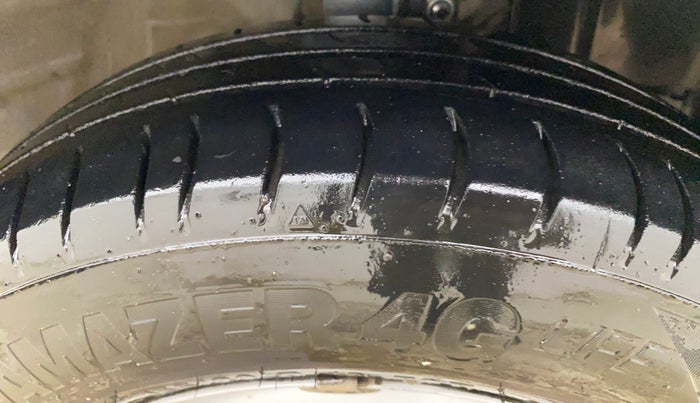 2022 Maruti New Wagon-R LXI CNG 1.0, CNG, Manual, 48,831 km, Right Front Tyre Tread