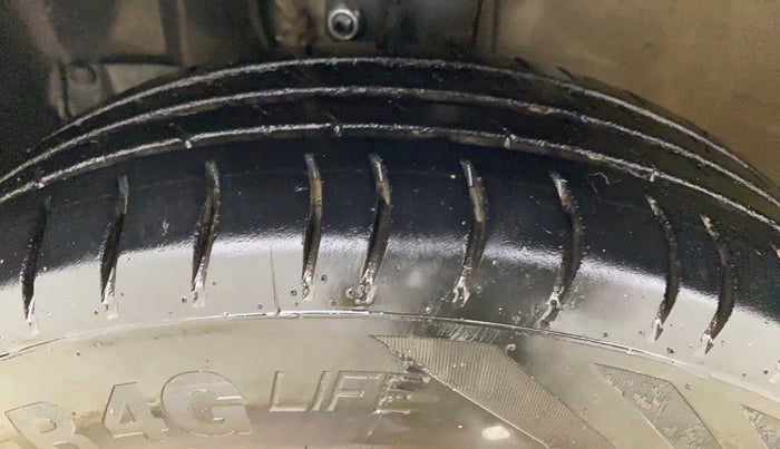 2022 Maruti New Wagon-R LXI CNG 1.0, CNG, Manual, 48,831 km, Left Front Tyre Tread