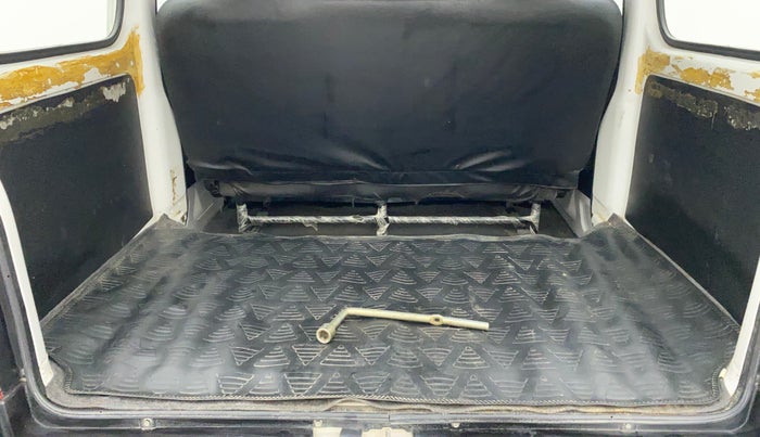 2019 Maruti Eeco 5 STR WITH A/C+HTR, Petrol, Manual, 15,712 km, Boot Inside