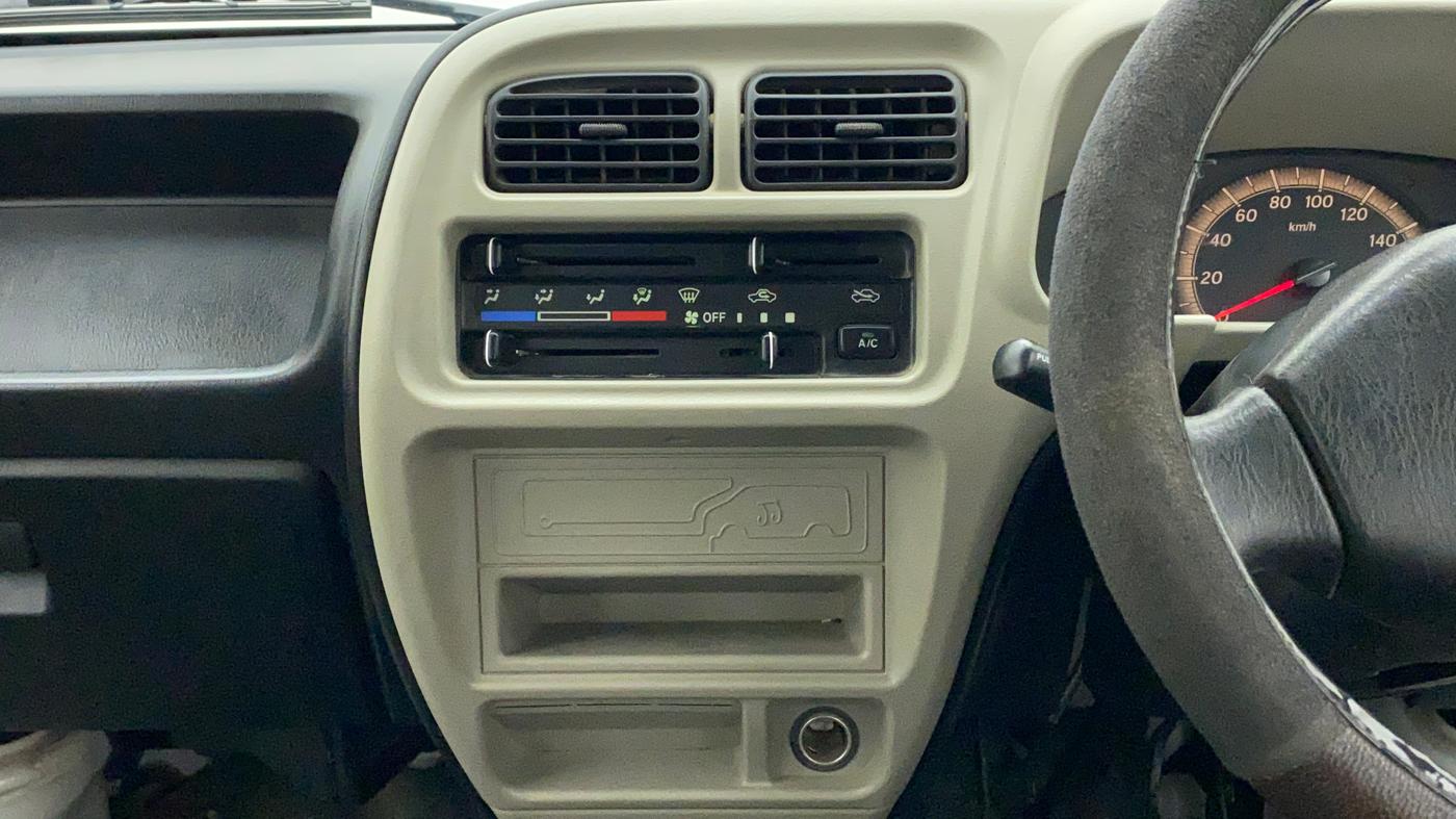 2019 Maruti Eeco 5 STR WITH A/C+HTR, Petrol, Manual, 15,712 km, Air Conditioner