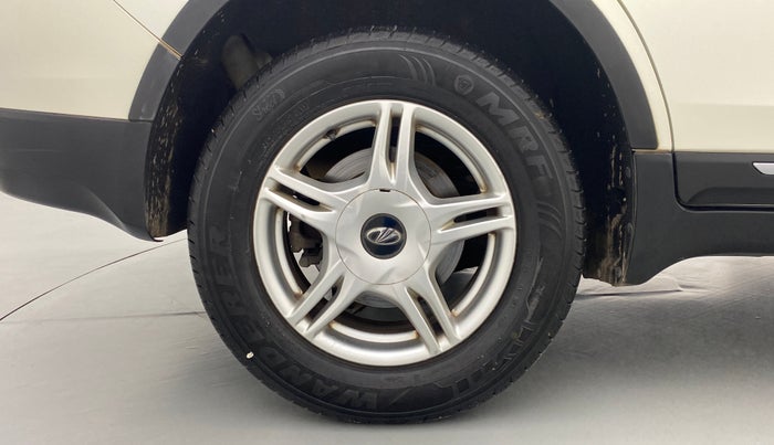 2018 Mahindra MARAZZO M6 8 STR, Diesel, Manual, 37,464 km, Right Rear Wheel
