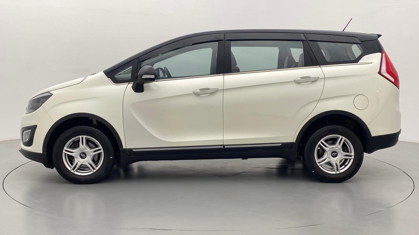 2018 Mahindra MARAZZO M6 8 STR, Diesel, Manual, 37,464 km, Left Side