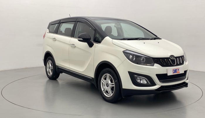 2018 Mahindra MARAZZO M6 8 STR, Diesel, Manual, 37,464 km, Right Front Diagonal