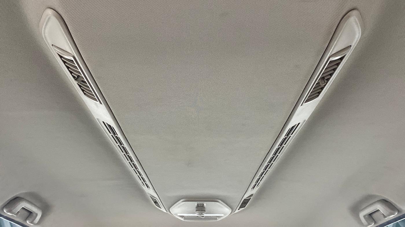 2018 Mahindra MARAZZO M6 8 STR, Diesel, Manual, 37,464 km, Rear AC Vents