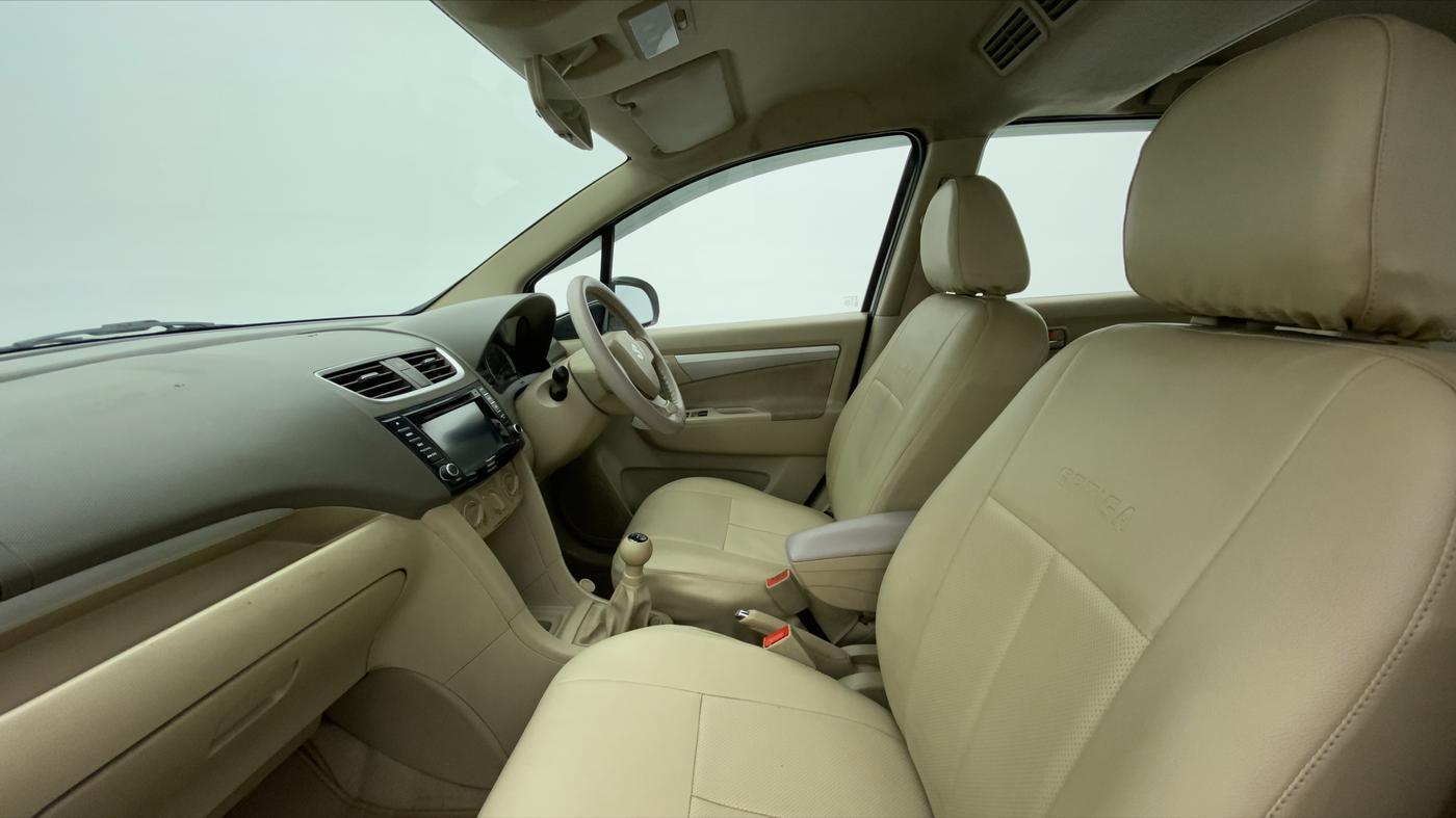2015 Maruti Ertiga VXI, Petrol, Manual, 65,450 km, Right Side Front Door Cabin