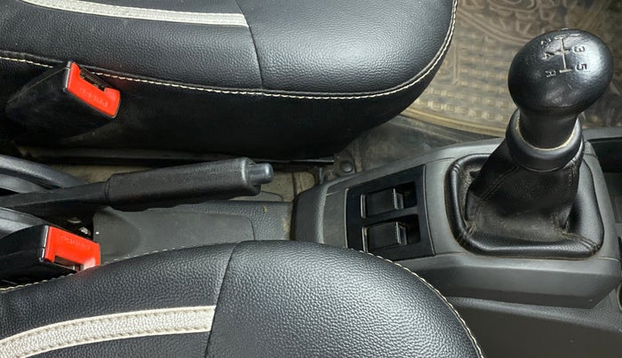 2018 Maruti Alto 800 VXI, Petrol, Manual, 63,835 km, Gear Lever