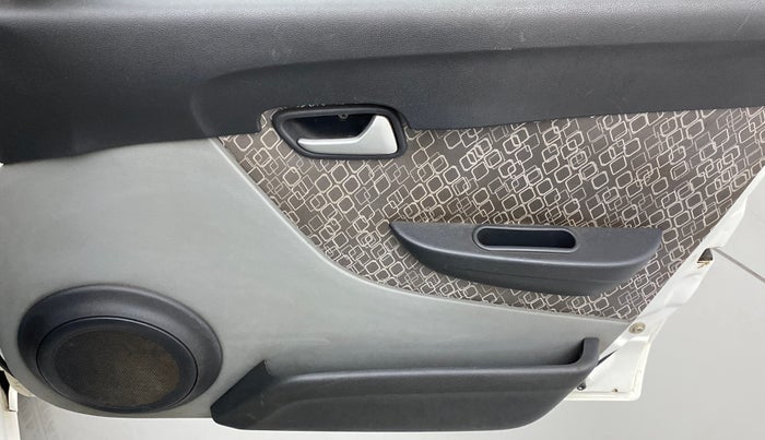 2018 Maruti Alto 800 VXI, Petrol, Manual, 63,835 km, Driver Side Door Panels Control