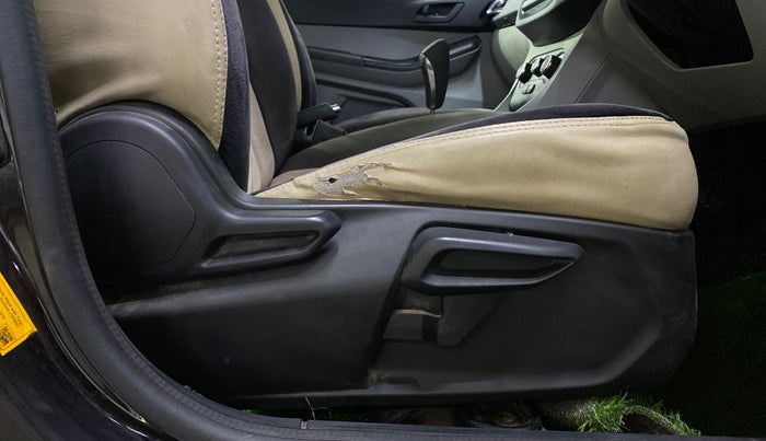 2023 Tata Tiago XTA PETROL, Petrol, Automatic, 19,705 km, Driver Side Adjustment Panel