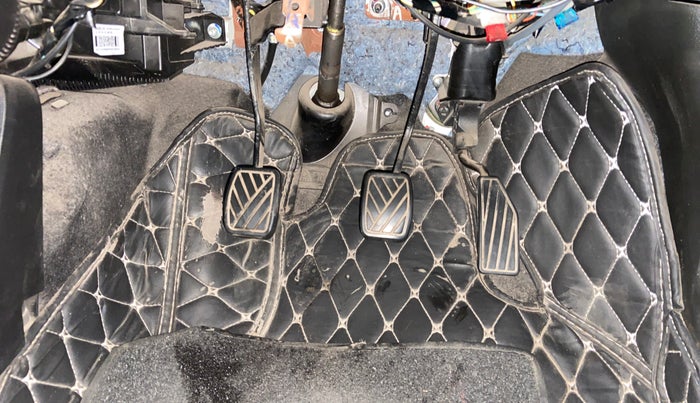 2024 Maruti IGNIS SIGMA 1.2, CNG, Manual, 34,895 km, Pedals