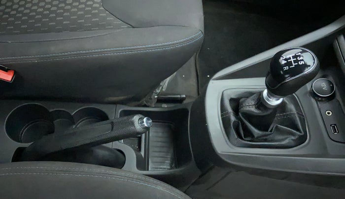 2019 Ford New Figo TITANIUM BLU 1.5 DIESEL, Diesel, Manual, 36,020 km, Gear Lever
