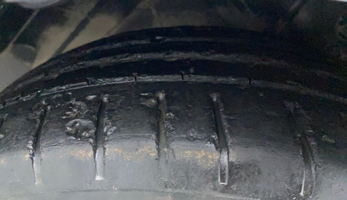 2019 Ford New Figo TITANIUM BLU 1.5 DIESEL, Diesel, Manual, 36,020 km, Right Front Tyre Tread