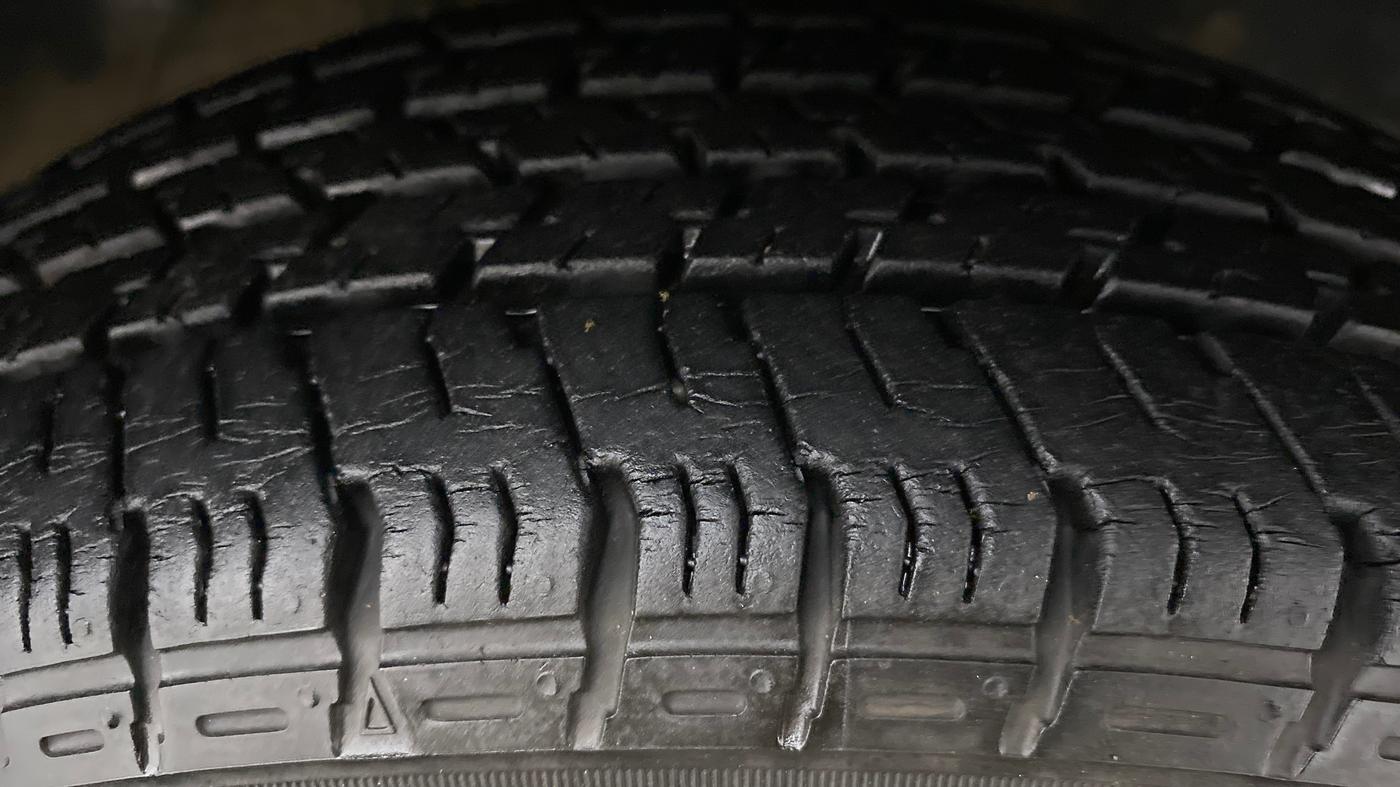 2019 Maruti Alto K10 VXI, Petrol, Manual, 14,870 km, Right Front Tyre Tread