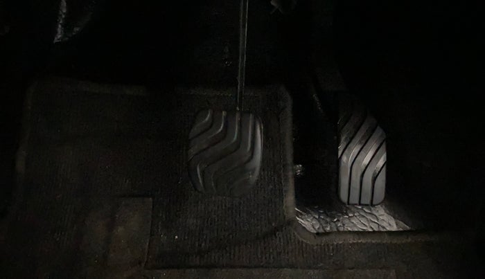 2022 Renault Kwid RXL 1.0 AMT, Petrol, Automatic, 49,984 km, Pedals