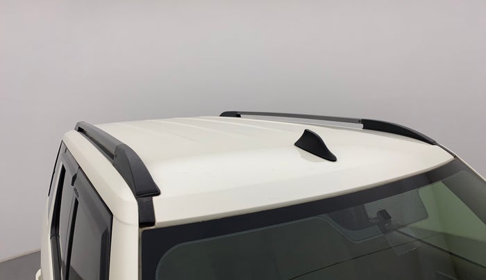 2017 Mahindra TUV300 T10, Diesel, Manual, 40,561 km, Roof