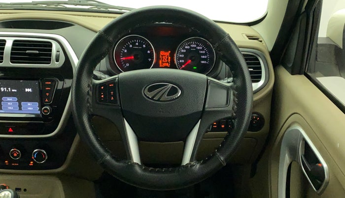 2017 Mahindra TUV300 T10, Diesel, Manual, 40,561 km, Steering Wheel Close Up