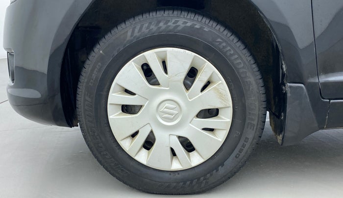 2010 Maruti Swift VXI, Petrol, Manual, 97,645 km, Left Front Wheel