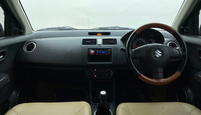 2010 Maruti Swift VXI, Petrol, Manual, 97,645 km, Dashboard