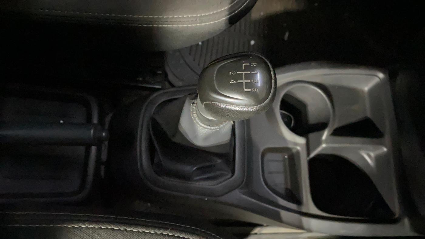 2019 Datsun Redi Go A, Petrol, Manual, 20,380 km, Gear Lever
