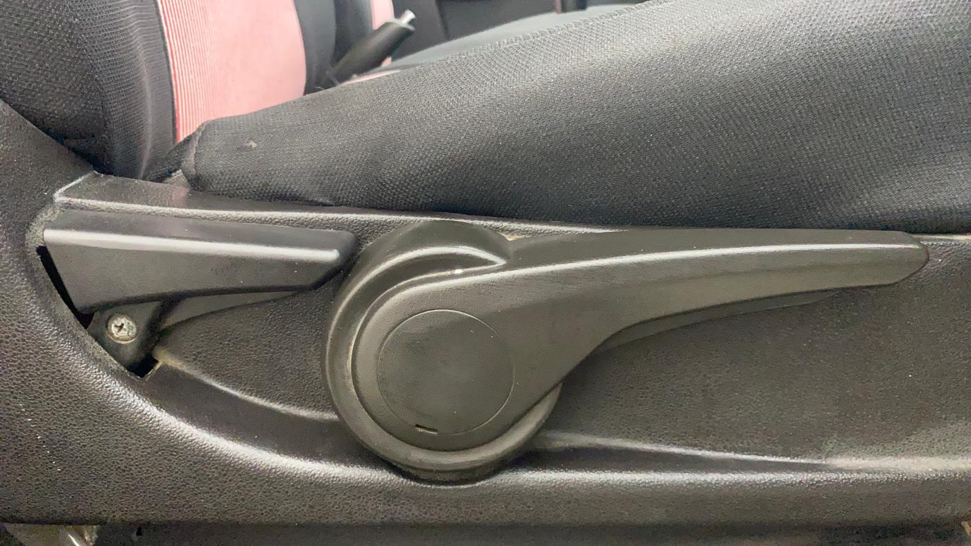 2014 Tata Zest XMS 90PS DIESEL, Diesel, Manual, 1,09,255 km, Driver Side Adjustment Panel