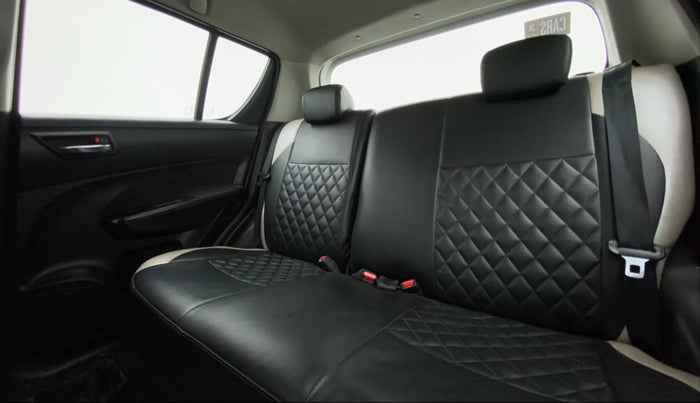 2017 Maruti Swift VXI O, Petrol, Manual, 48,030 km, Right Side Rear Door Cabin