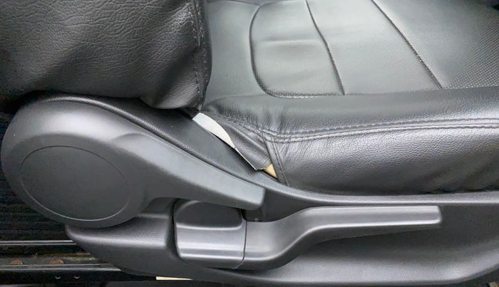 2020 Honda Amaze 1.2L I-VTEC VX CVT, Petrol, Automatic, 33,120 km, Driver Side Adjustment Panel