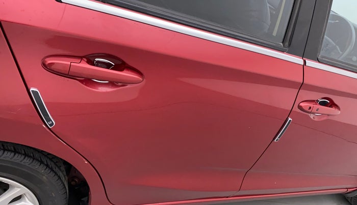 2020 Honda Amaze 1.2L I-VTEC VX CVT, Petrol, Automatic, 33,120 km, Right rear door - Minor scratches