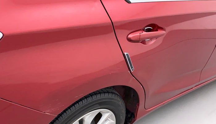 2020 Honda Amaze 1.2L I-VTEC VX CVT, Petrol, Automatic, 33,120 km, Right quarter panel - Minor scratches