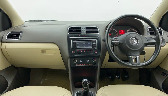 2013 Volkswagen Vento HIGHLINE PETROL, Petrol, Manual, 77,461 km, Dashboard