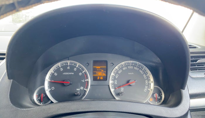 2014 Maruti Swift VXI, Petrol, Manual, 77,790 km, Odometer Image