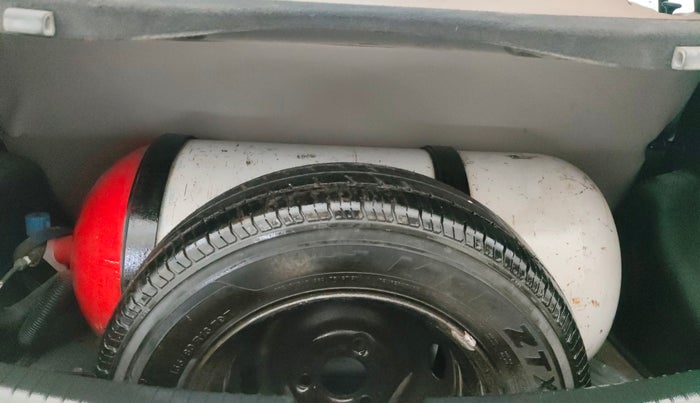 2015 Hyundai Grand i10 MAGNA 1.2 KAPPA VTVT, CNG, Manual, 62,838 km, Spare Tyre