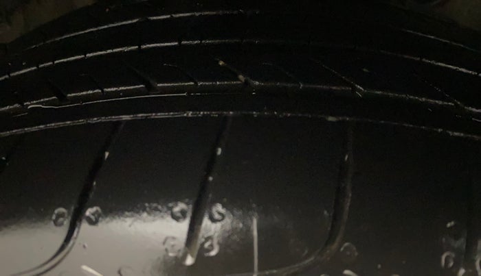 2024 Hyundai Verna SX 1.5 l MPI, Petrol, Manual, 20,610 km, Right Rear Tyre Tread