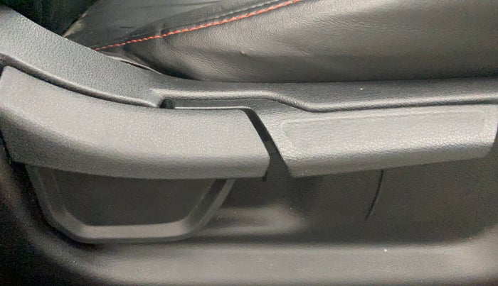 2024 Hyundai Verna SX 1.5 l MPI, Petrol, Manual, 20,610 km, Driver Side Adjustment Panel