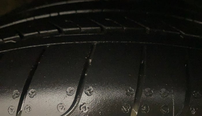 2024 Hyundai Verna SX 1.5 l MPI, Petrol, Manual, 20,610 km, Right Front Tyre Tread