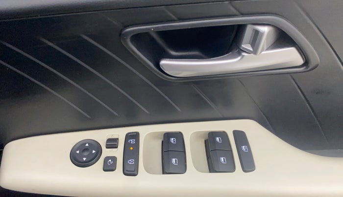 2024 Hyundai Verna SX 1.5 l MPI, Petrol, Manual, 20,610 km, Driver Side Door Panels Control