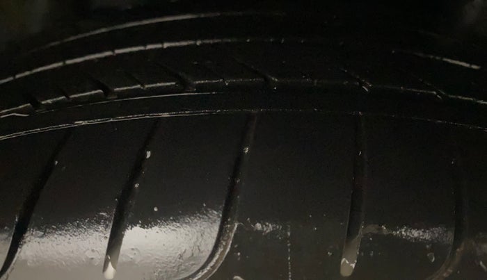 2024 Hyundai Verna SX 1.5 l MPI, Petrol, Manual, 20,610 km, Left Rear Tyre Tread