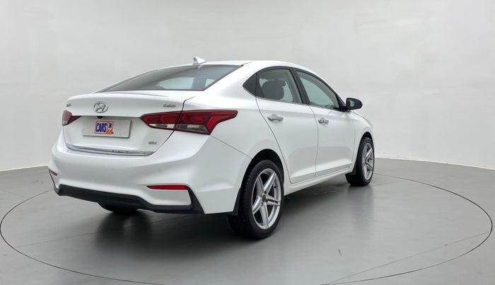 2020 Hyundai Verna 1.6 CRDI SX, Diesel, Manual, 34,942 km, Right Back Diagonal