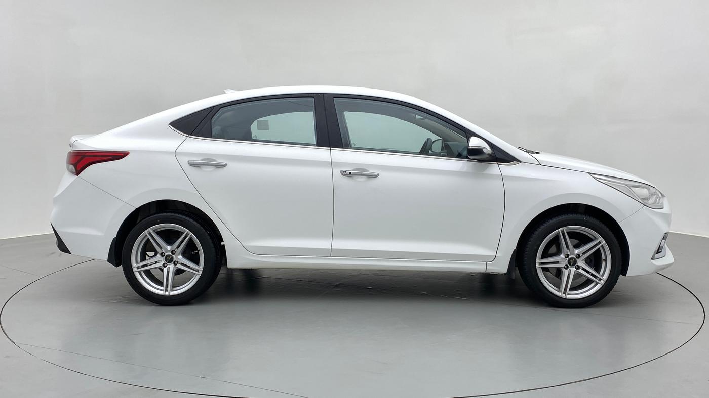 2020 Hyundai Verna 1.6 CRDI SX, Diesel, Manual, 34,942 km, Right Side View